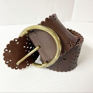 Liz Claiborne Brown Leather Punch Out Design Gold Tone Buckle Belt